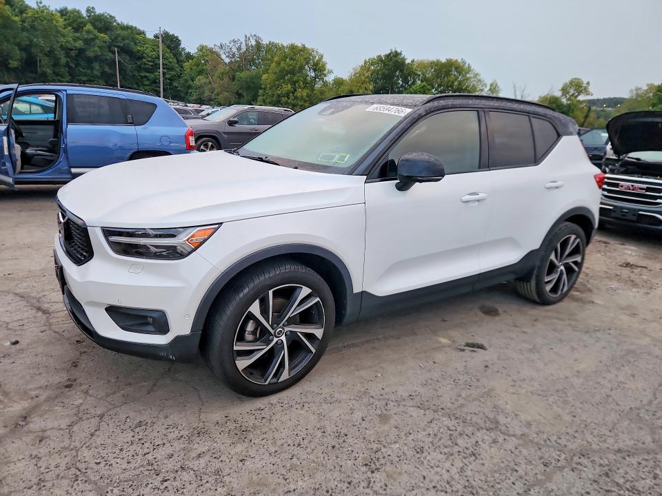 2019 VOLVO XC40 - Търг №68594766