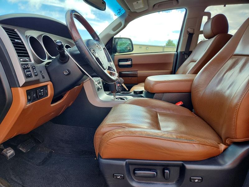 Photo 7 from auction – 2012 TOYOTA SEQUOIA with VIN 5TDDY5G14CS066753