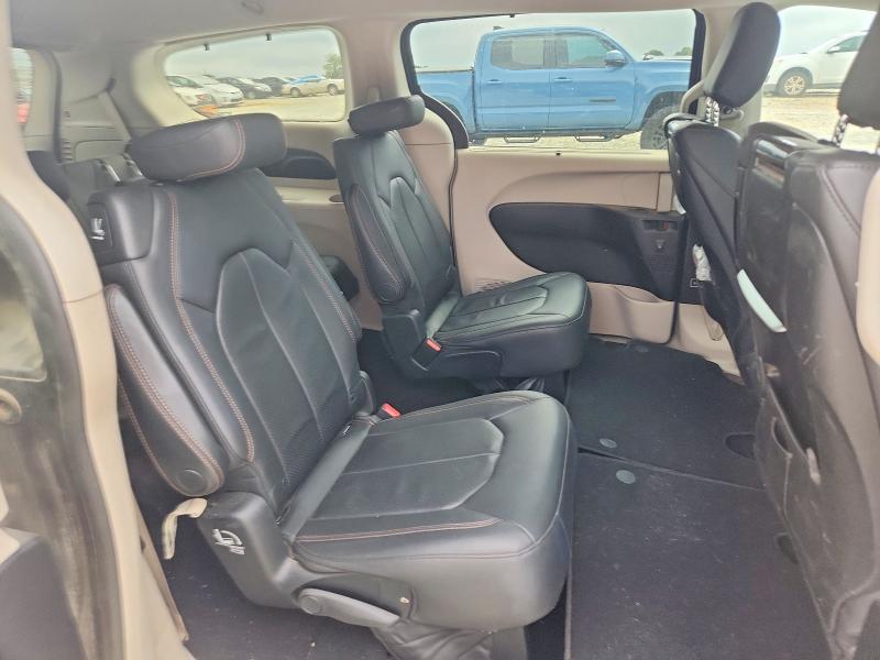 Foto 11 de la subasta – 2017 CHRYSLER PACIFICA con VIN 2C4RC1EG9HR684025