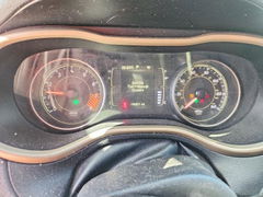 Photo 9 from auction – 2014 JEEP CHEROKEE with VIN 1C4PJLCS6EW200282