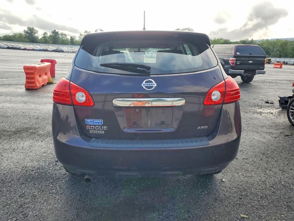 Photo 6 from auction – 2015 NISSAN ROGUE SELECT with VIN JN8AS5MV5FW252306