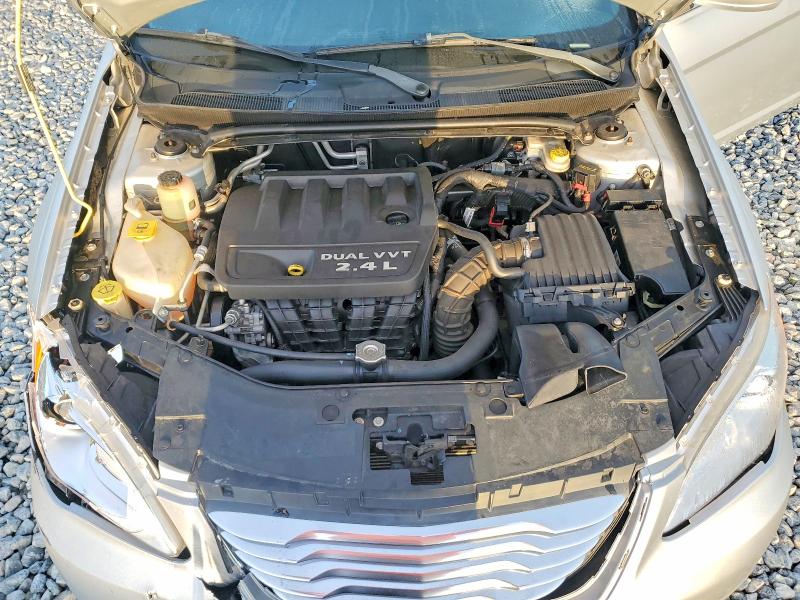 Photo 11 from auction – 2012 CHRYSLER 200 with VIN 1C3BCBEB3CN233288