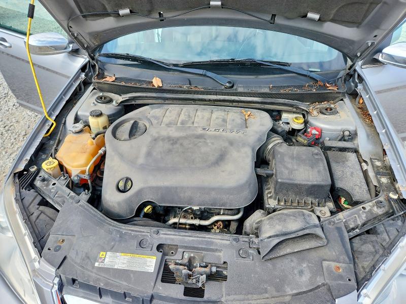 Снимка 11 от търг – 2013 CHRYSLER 200 с VIN 1C3CCBCG9DN555583