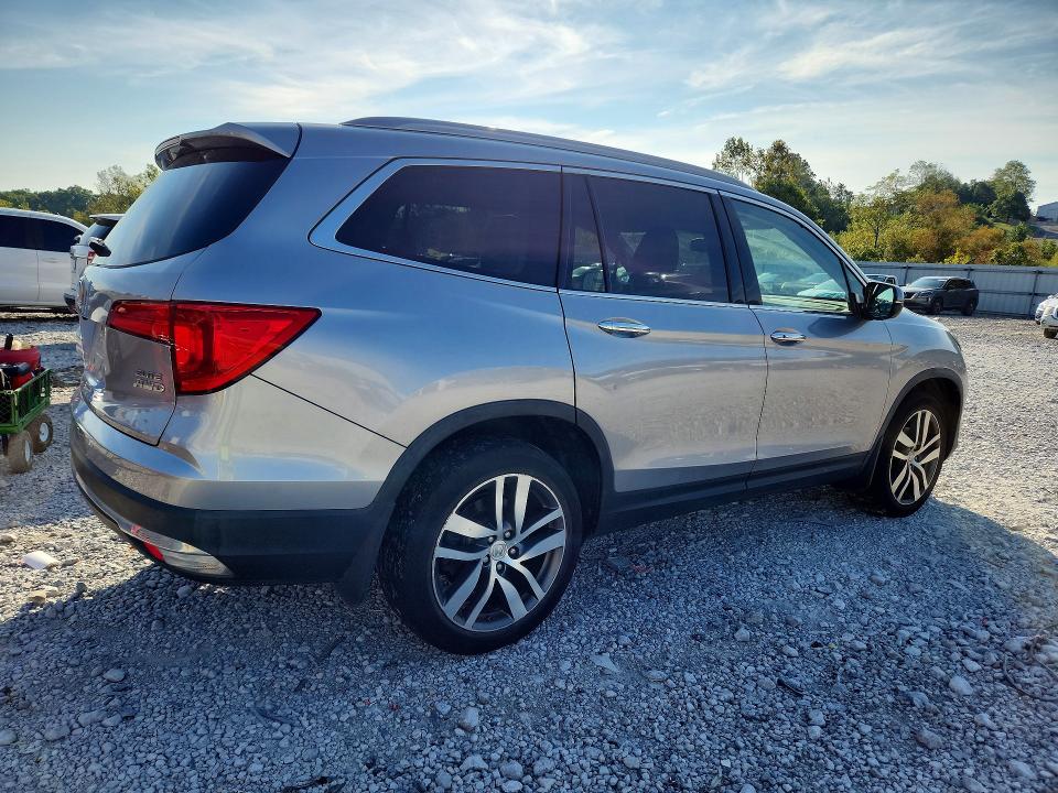 Photo 3 from auction – 2016 HONDA PILOT with VIN 5FNYF6H03GB122968