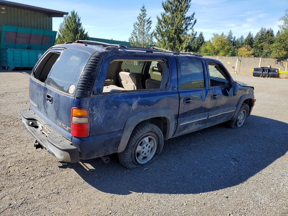 Photo 3 from auction – 2001 CHEVROLET SUBURBAN with VIN 3GNFK16T71G157394