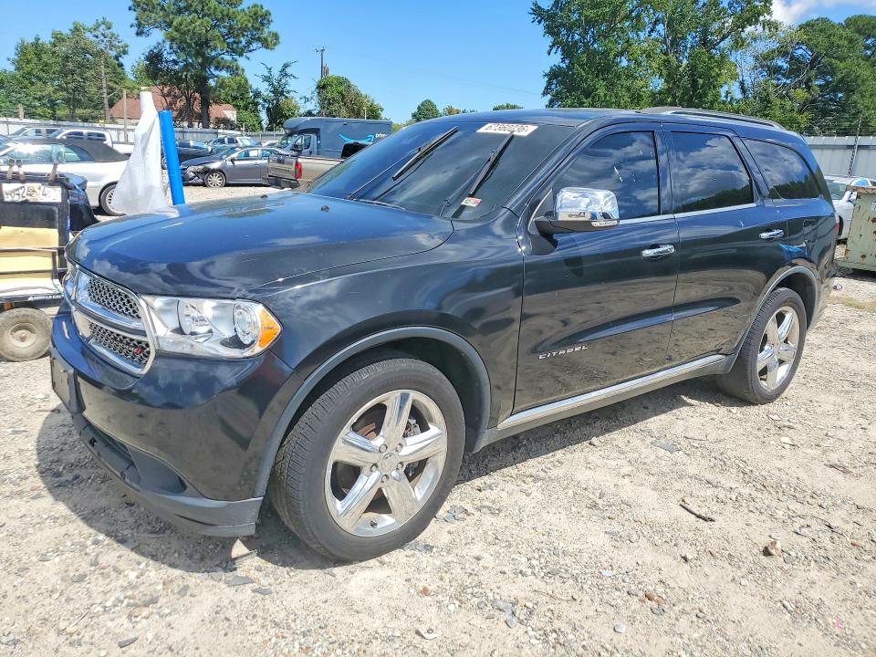 DODGE DURANGO 2013 with VIN 1C4SDJET1DC668738 - Photo from auction
