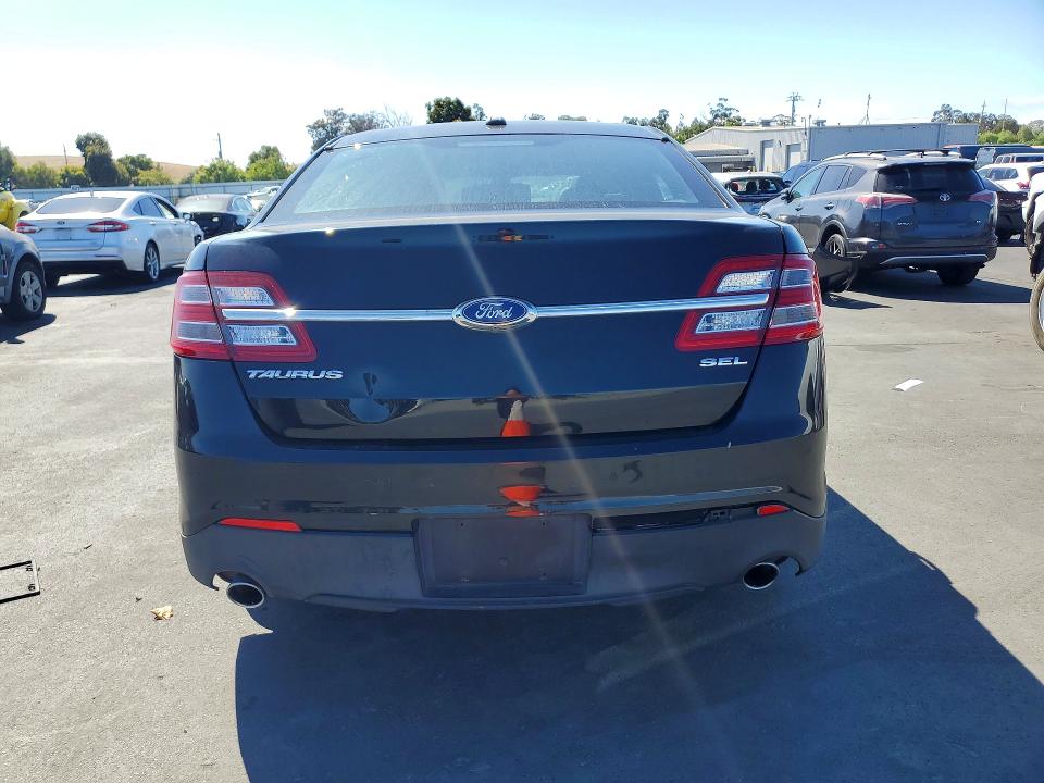 Foto 6 de la subasta – 2016 FORD TAURUS con VIN 1FAHP2E87GG133578