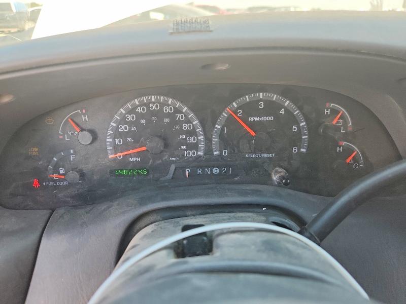 Photo 9 from auction – 2000 FORD EXPEDITION with VIN 1FMRU15L2YLB87199