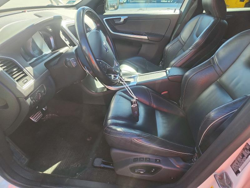 Foto 7 de la subasta – 2016 VOLVO XC60 con VIN YV4902RS1G2800745