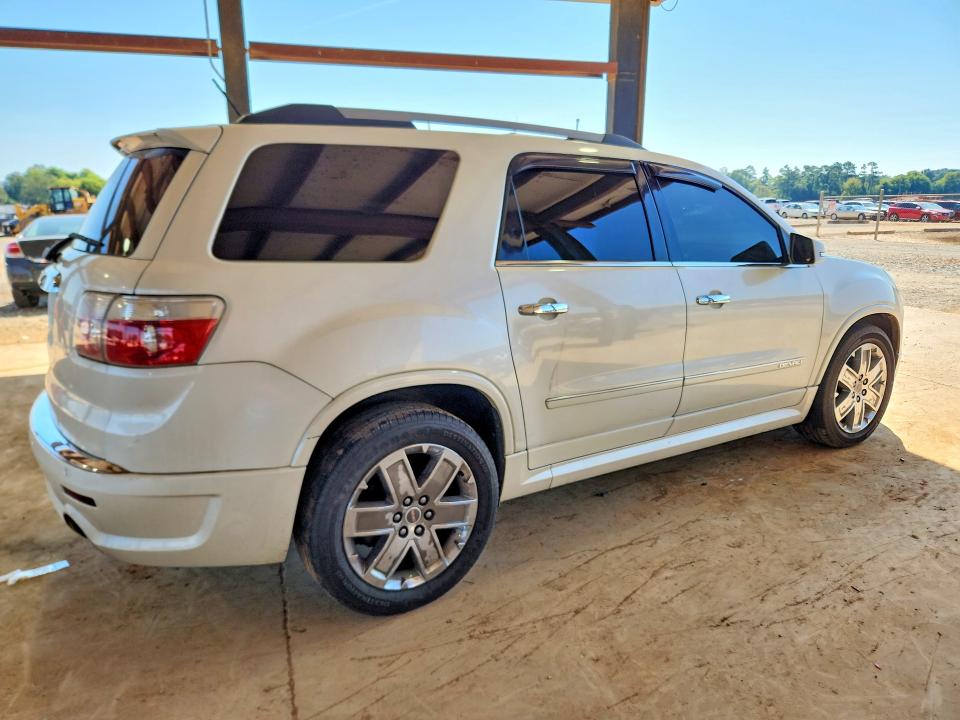 Photo 3 from auction – 2011 GMC ACADIA with VIN 1GKKRTED2BJ315525