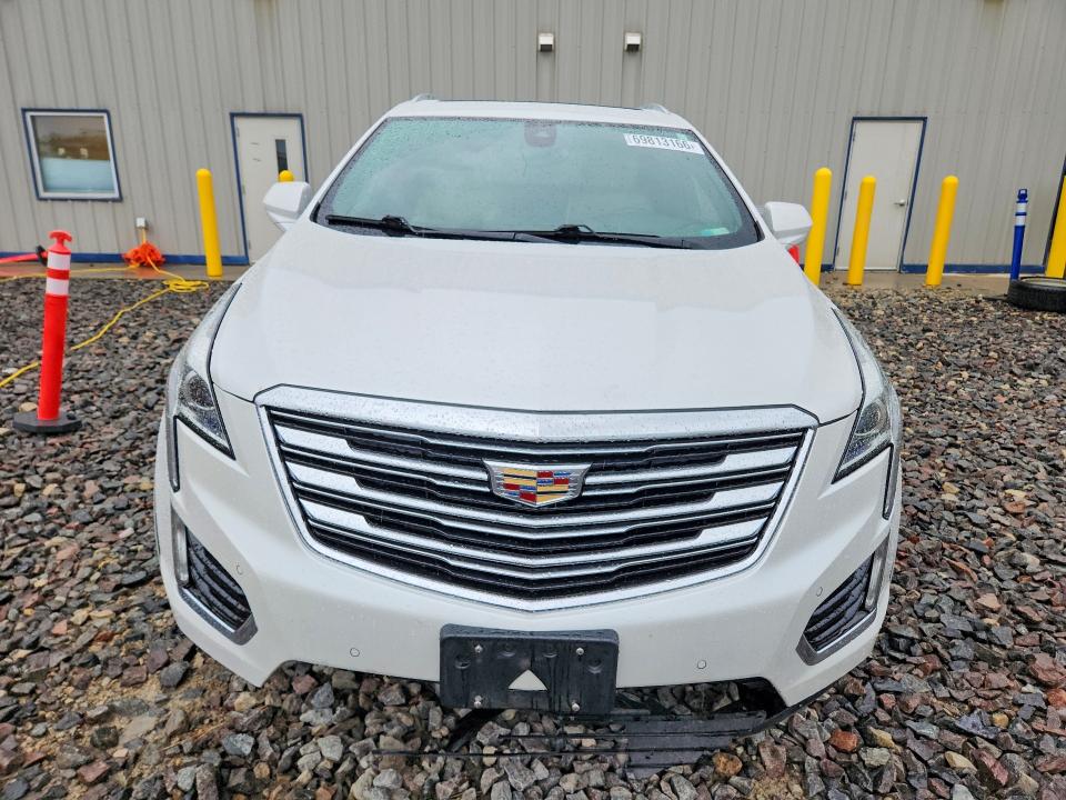 Photo 5 from auction – 2017 CADILLAC XT5 with VIN 1GYKNDRS2HZ191377