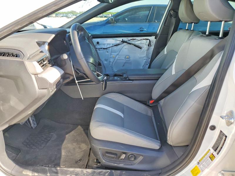 Снимка 7 от търг – 2025 TOYOTA CAMRY с VIN 4T1DAACK6SU126727