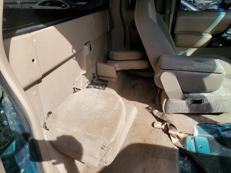 Photo 10 from auction – 2000 MAZDA B3000 with VIN 4F4YR16V2YTM17669