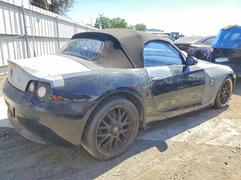 Photo 3 from auction – 2003 BMW Z4 with VIN 4USBT33443LR61634