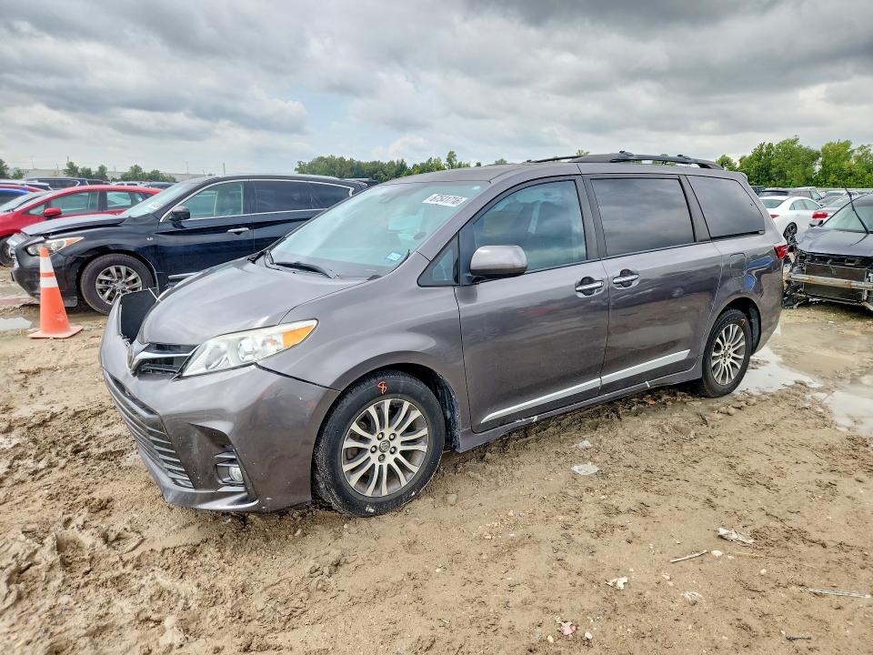 2019 TOYOTA SIENNA - Търг №67541716