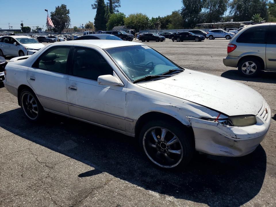 Photo 4 from auction – 1998 TOYOTA CAMRY with VIN 4T1BG22K4WU858762