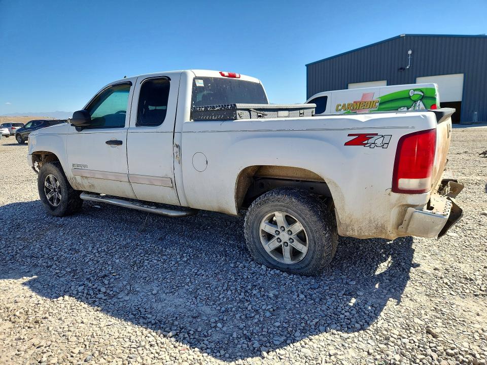Photo 2 from auction – 2011 GMC SIERRA with VIN 1GTR2VE33BZ305931