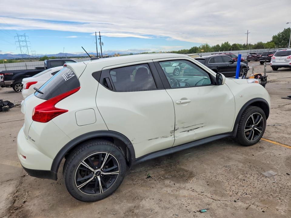 Photo 3 from auction – 2011 NISSAN JUKE with VIN JN8AF5MV0BT016243