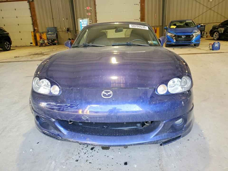 Фото 5 с аукциона – 2004 MAZDA MX-5 MIATA с VIN JM1NB353840402889