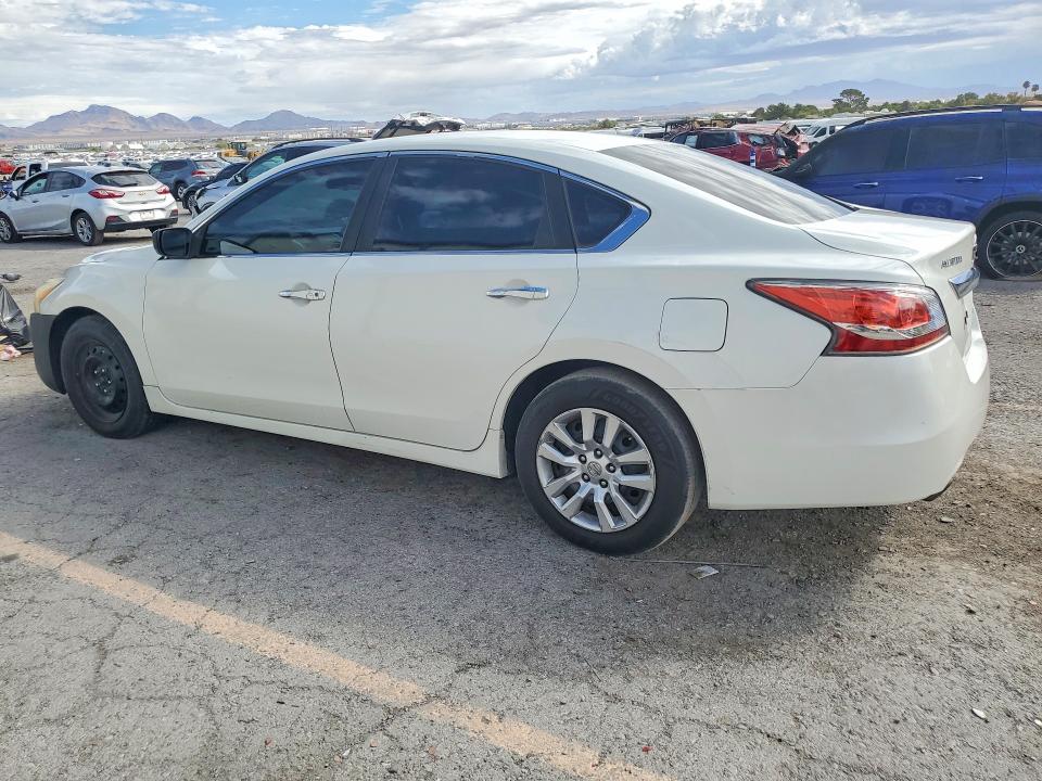 Photo 2 from auction – 2013 NISSAN ALTIMA with VIN 1N4AL3AP9DN553155