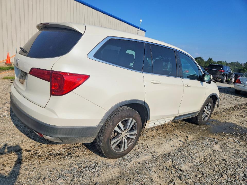 Photo 3 from auction – 2018 HONDA PILOT with VIN 5FNYF5H55JB008502