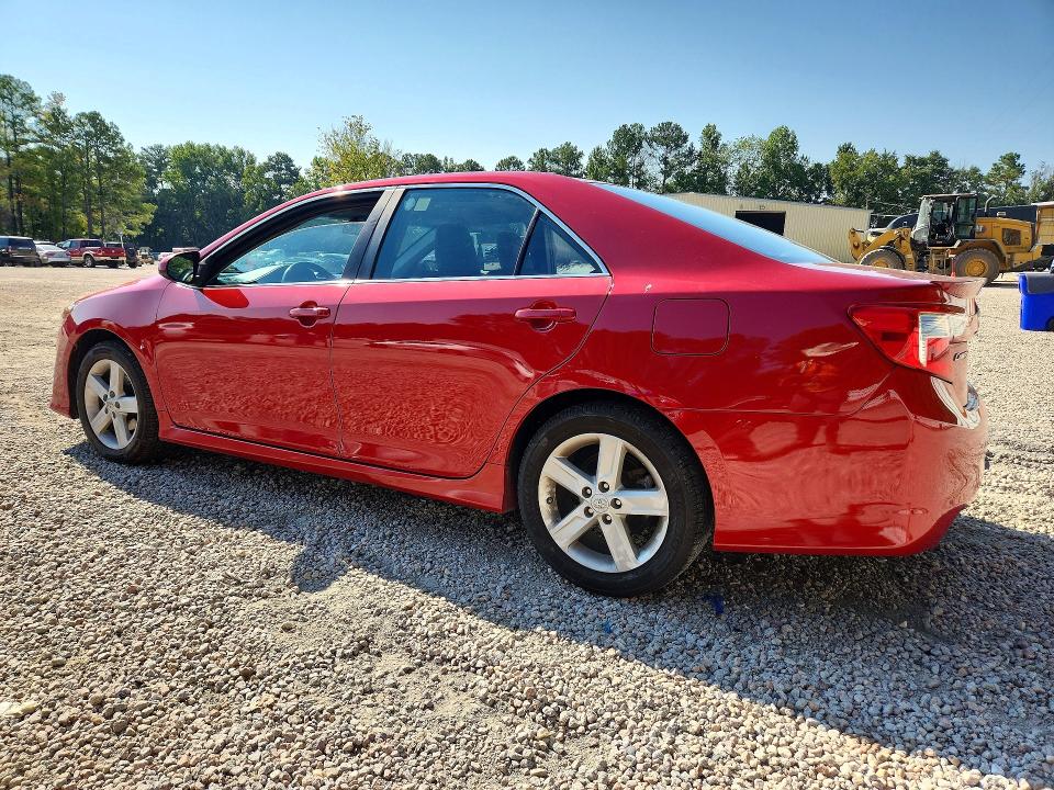 Снимка 2 от търг – 2012 TOYOTA CAMRY с VIN 4T1BF1FK5CU562801