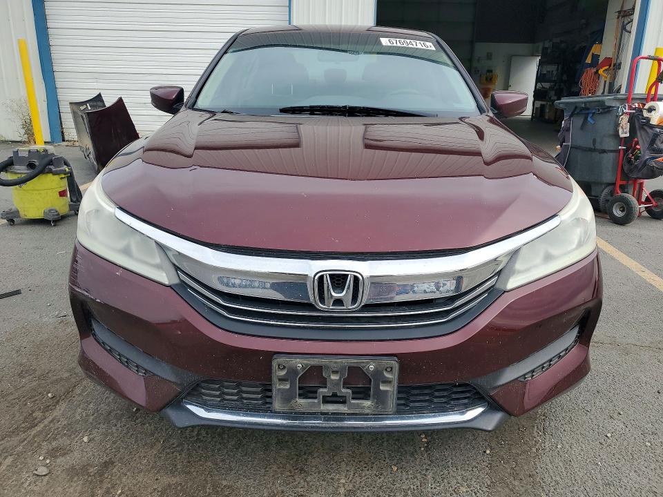 Photo 5 from auction – 2017 HONDA ACCORD with VIN 1HGCR2F39HA128440