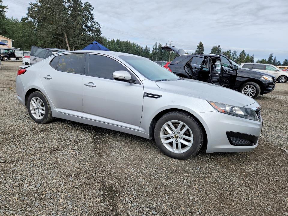 Photo 4 from auction – 2011 KIA OPTIMA with VIN KNAGM4A77B5128843