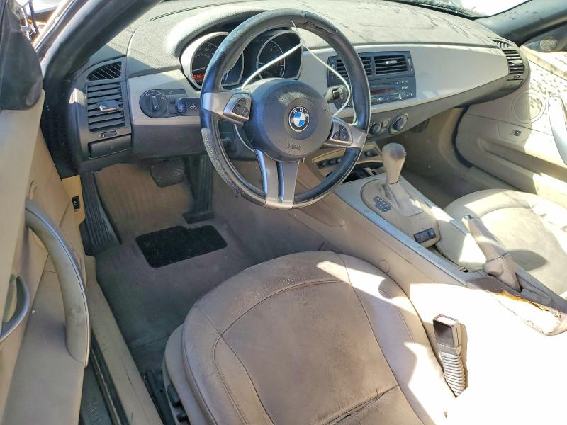 Photo 8 from auction – 2005 BMW Z4 with VIN 4USBT33585LS54774