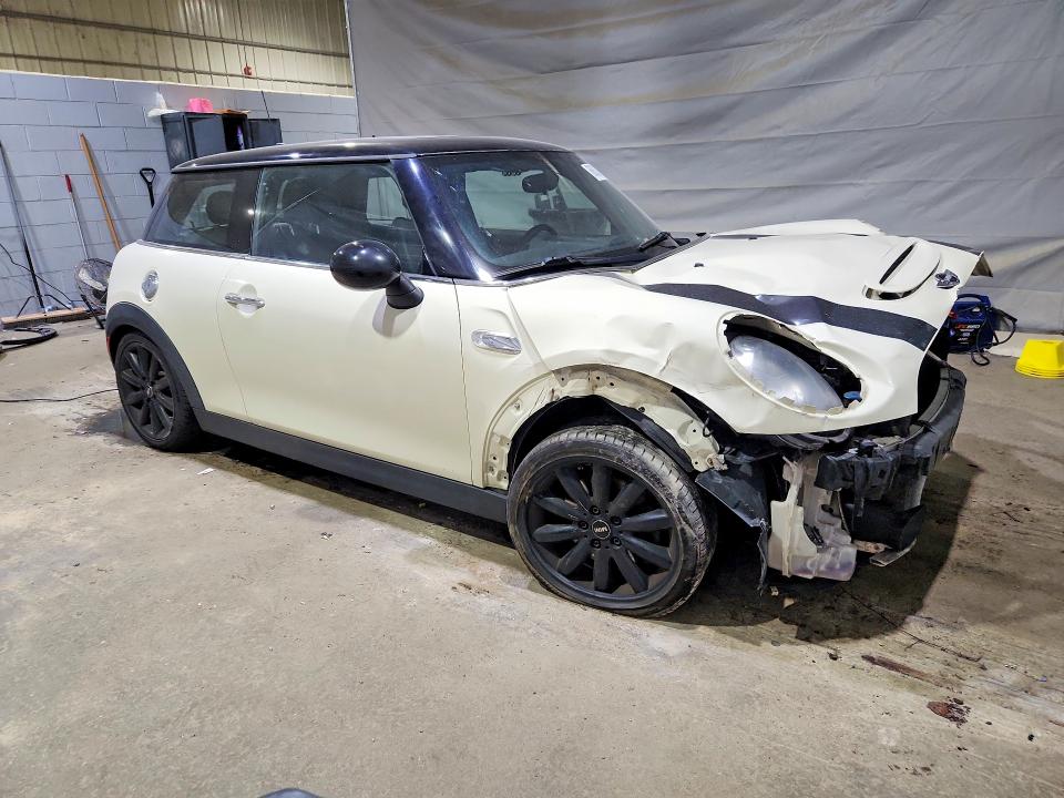 Photo 4 from auction – 2014 MINI COOPER with VIN WMWXM7C55ET970769