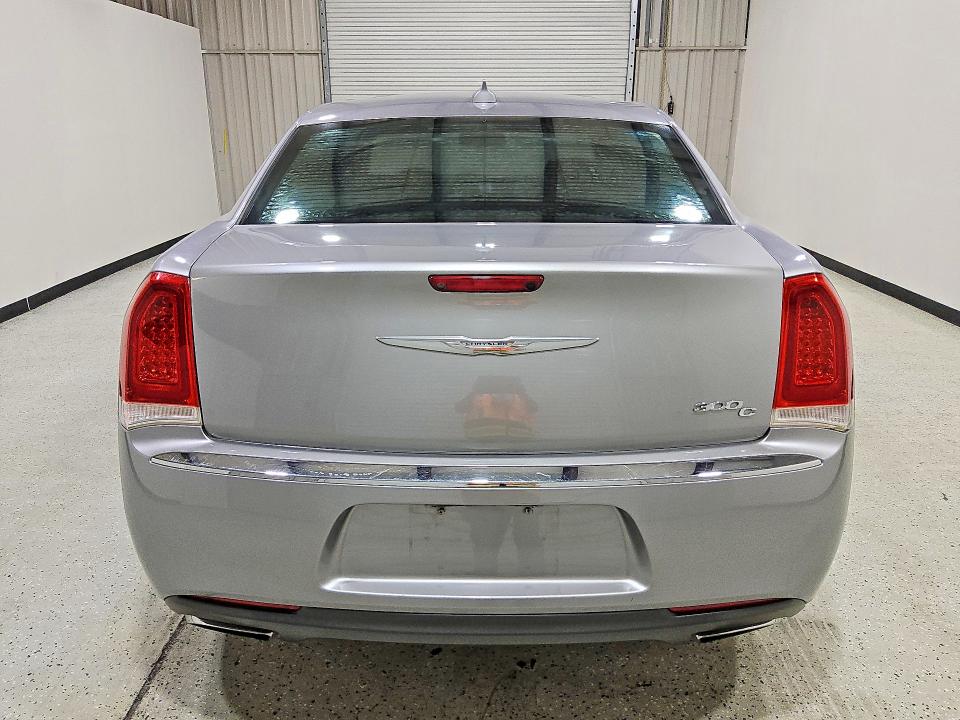 Foto 6 de la subasta – 2016 CHRYSLER 300C con VIN 2C3CCAEGXGH105722