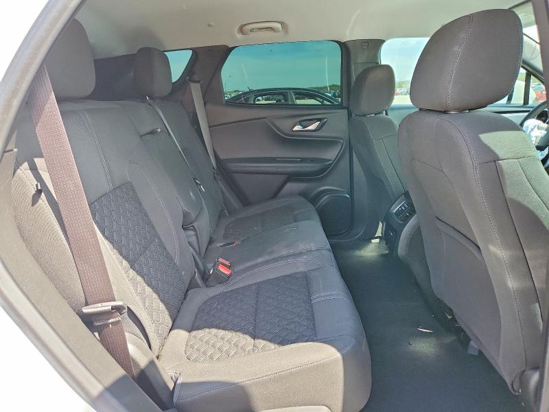 Photo 11 from auction – 2022 CHEVROLET BLAZER with VIN 3GNKBHR4XNS182093