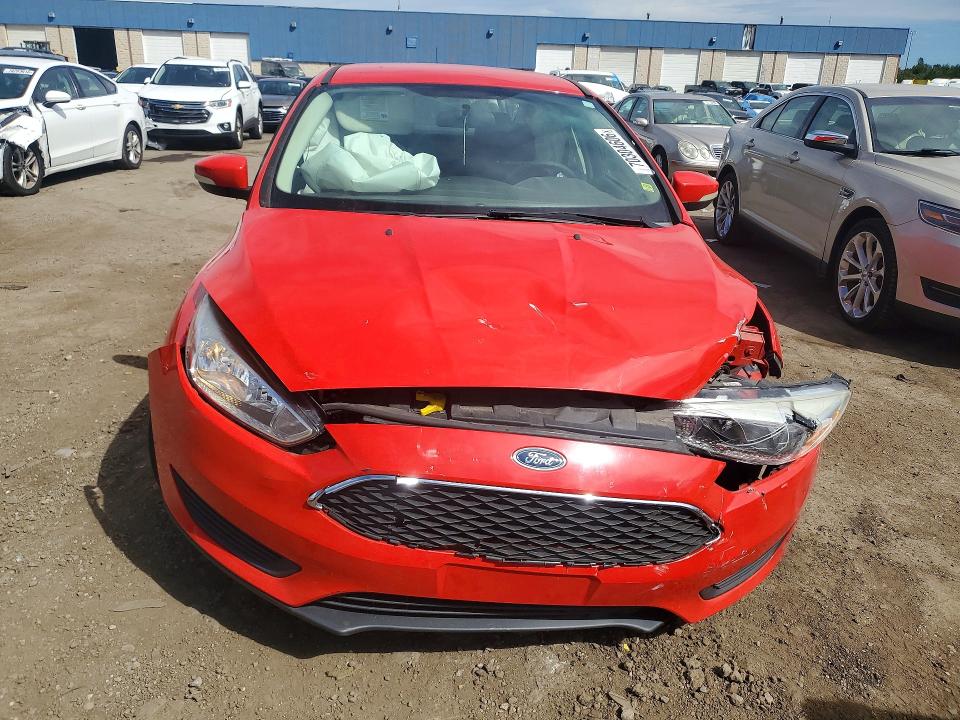 Снимка 5 от търг – 2017 FORD FOCUS с VIN 1FADP3F23HL347104