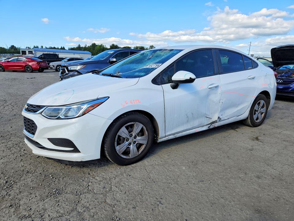 Снимка 1 от търг – 2018 CHEVROLET CRUZE с VIN 1G1BC5SM3J7226404