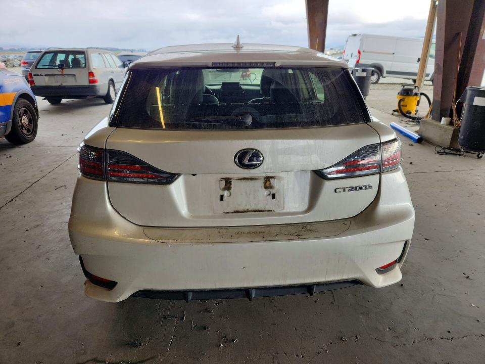 Photo 6 from auction – 2015 LEXUS CT with VIN JTHKD5BH2F2247318