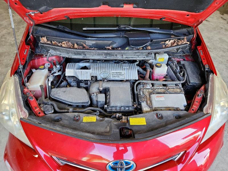 Photo 11 from auction – 2012 TOYOTA PRIUS V with VIN JTDZN3EU4C3079567