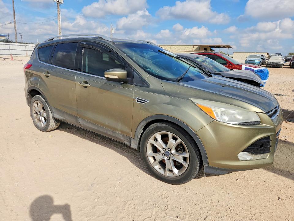 Photo 4 from auction – 2014 FORD ESCAPE with VIN 1FMCU0J99EUA39843
