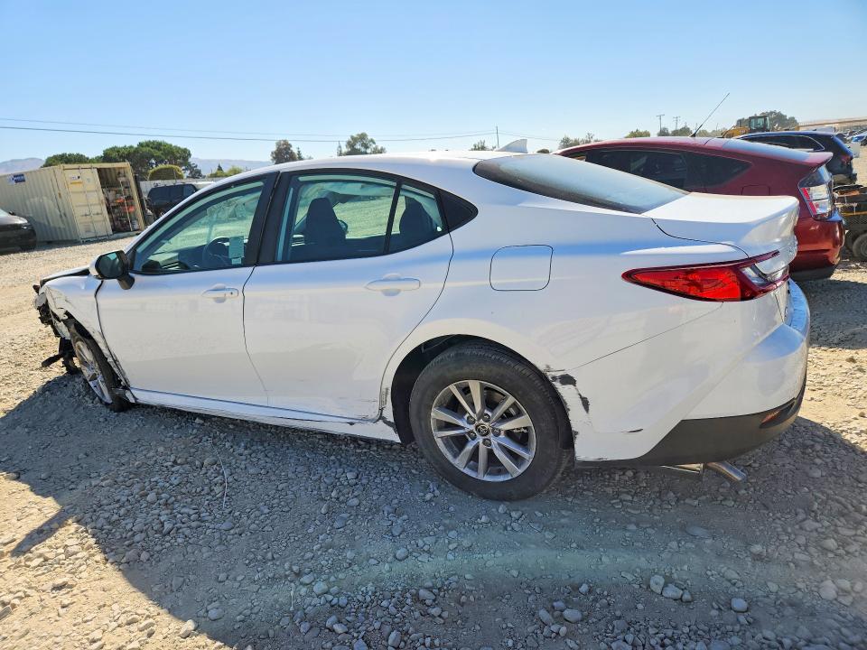 Photo 2 from auction – 2026 TOYOTA CAMRY with VIN 4T1DAACK4TU741469