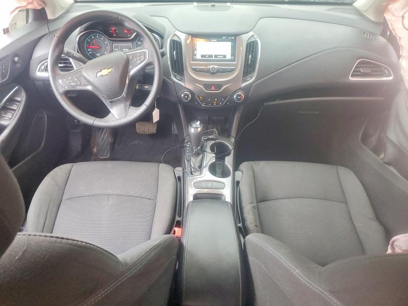 Снимка 8 от търг – 2018 CHEVROLET CRUZE с VIN 1G1BE5SM3J7110386