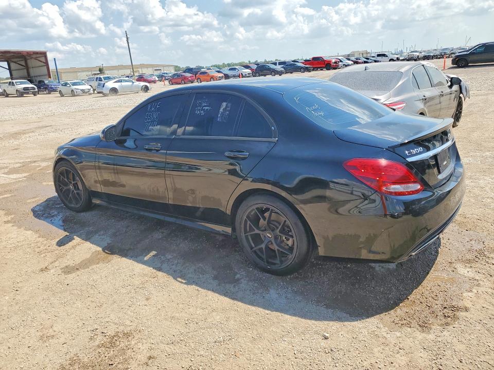 Снимка 2 от търг – 2016 MERCEDES-BENZ C с VIN 55SWF4JB8GU161867