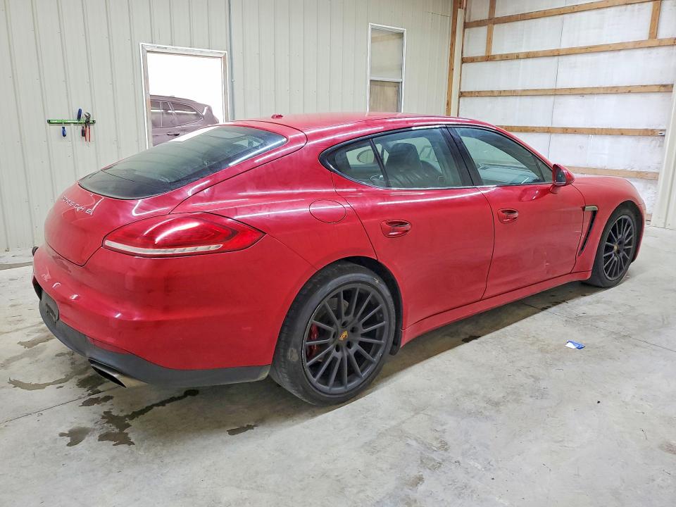 Photo 3 from auction – 2016 PORSCHE PANAMERA with VIN WP0AA2A77GL007996