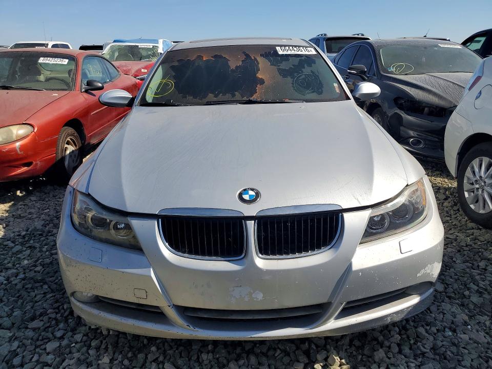 Photo 5 from auction – 2008 BMW 328 with VIN WBAVC935X8K041709