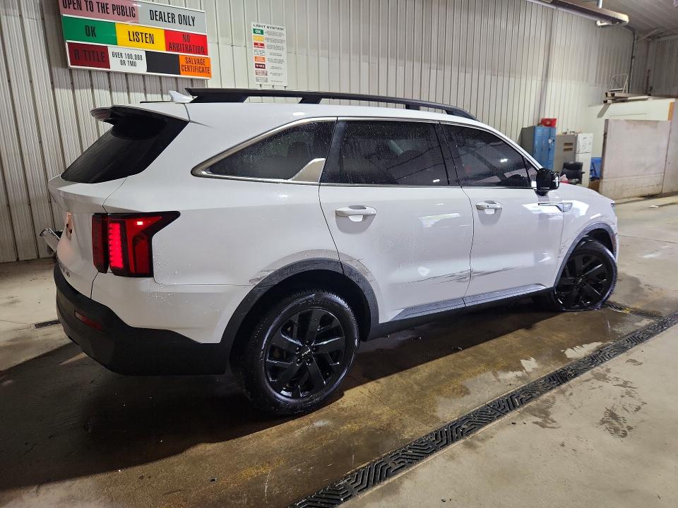 Снимка 3 от търг – 2022 KIA SORENTO с VIN 5XYRLDLC6NG078344