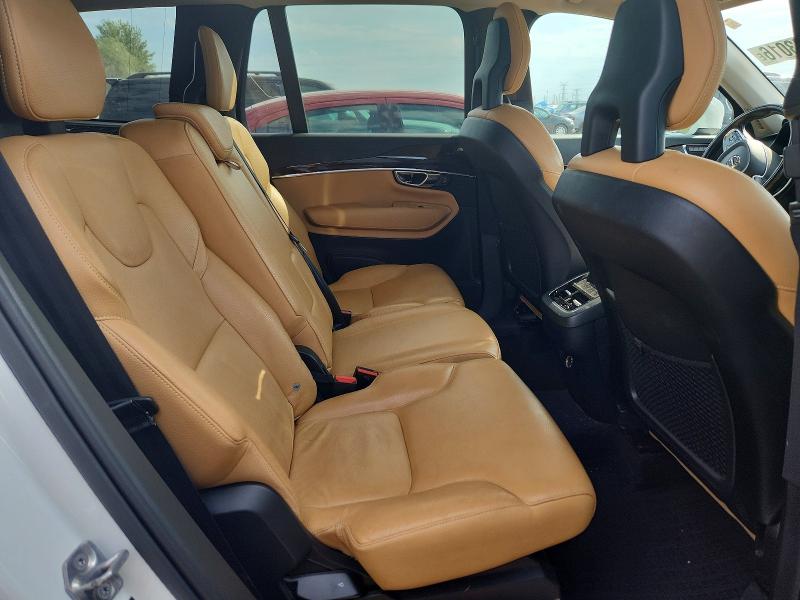 Photo 10 from auction – 2016 VOLVO XC90 with VIN YV4A22PK2G1020429