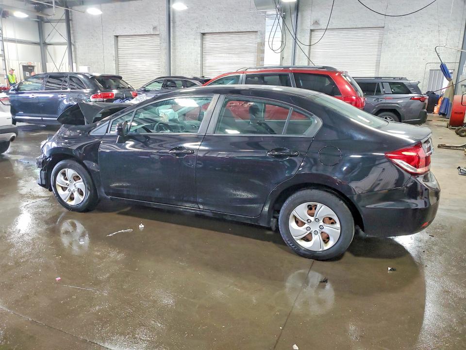 Photo 2 from auction – 2015 HONDA CIVIC with VIN 19XFB2F52FE040227