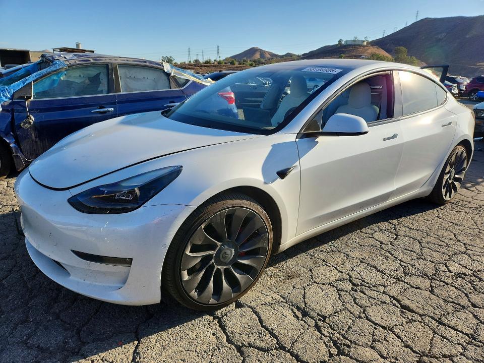 2022 TESLA MODEL 3 - Търг №68190986