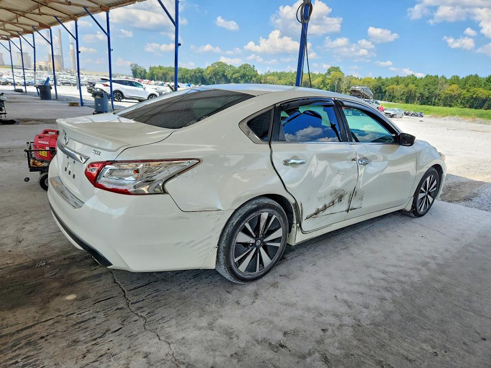 Photo 3 from auction – 2016 NISSAN ALTIMA with VIN 1N4AL3AP9GN389913