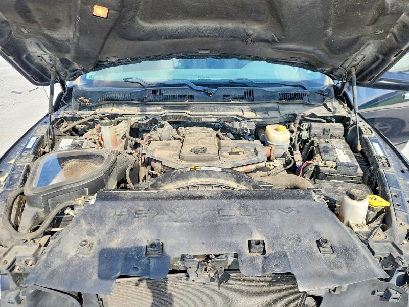 Photo 11 from auction – 2016 RAM 3500 with VIN 3C63R3HL5GG216734
