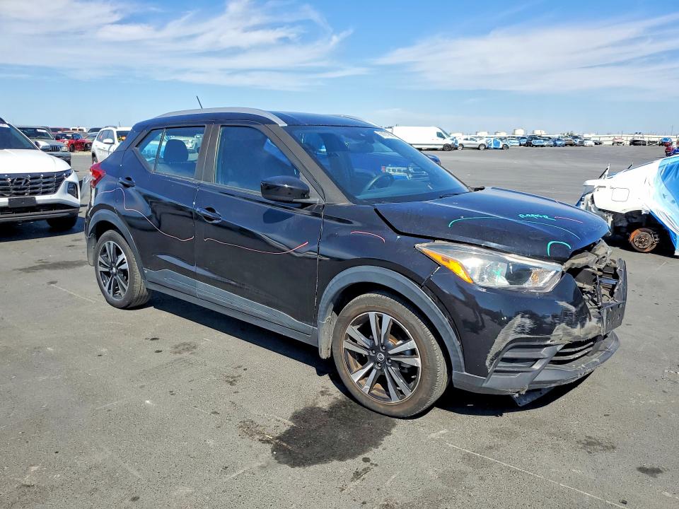 Photo 4 from auction – 2020 NISSAN KICKS with VIN 3N1CP5CV9LL548960