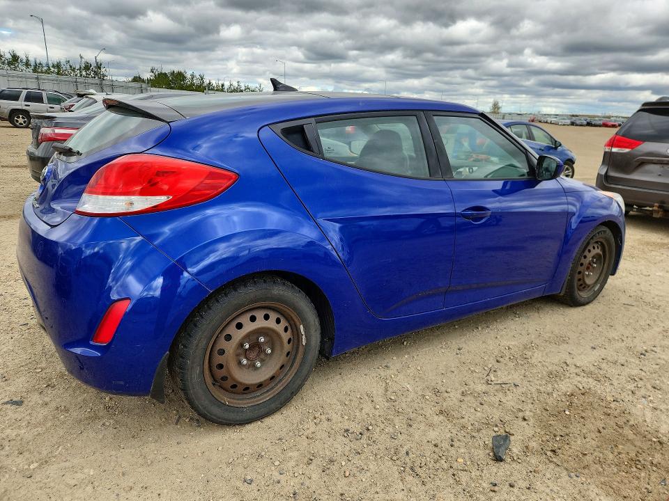 Zdjęcie 3 z aukcji – 2012 HYUNDAI VELOSTER z VIN KMHTC6AD4CU076371